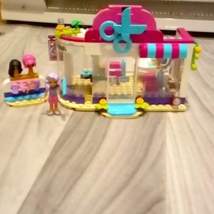 Lego hair salon